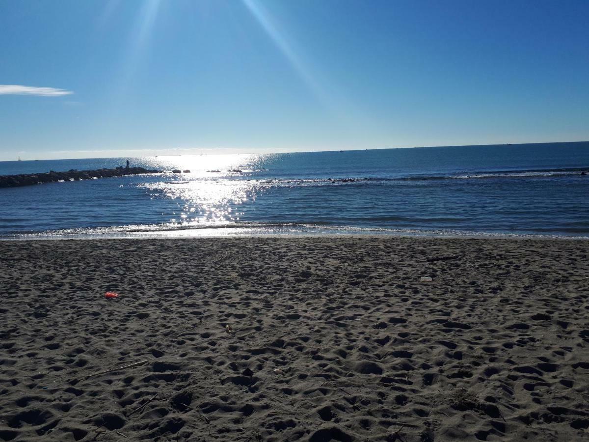 Attico Sul Mediterraneo Lido di Ostia Exterior foto